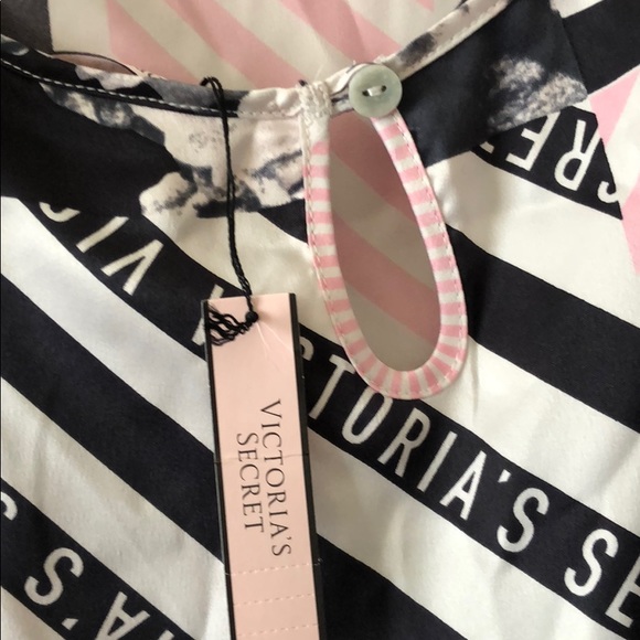 Victoria’s Secret cami - Picture 3 of 4